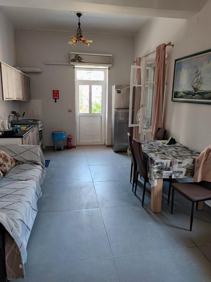 纳夫普利翁Ευχάριστο Σπίτι Στο Κέντρο Της Πόλης Του Ναυπλίου.公寓 外观 照片